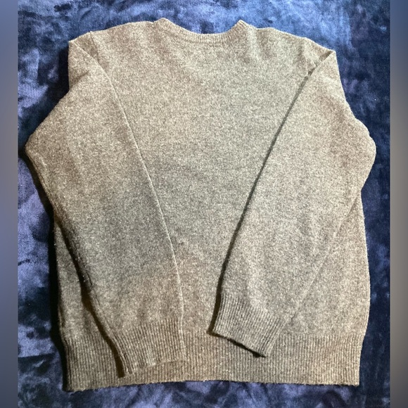 Vintage Ralph Lauren Polo Gray Lambs Wool V-Neck Sweater in men’s size Large - Picture 5 of 5